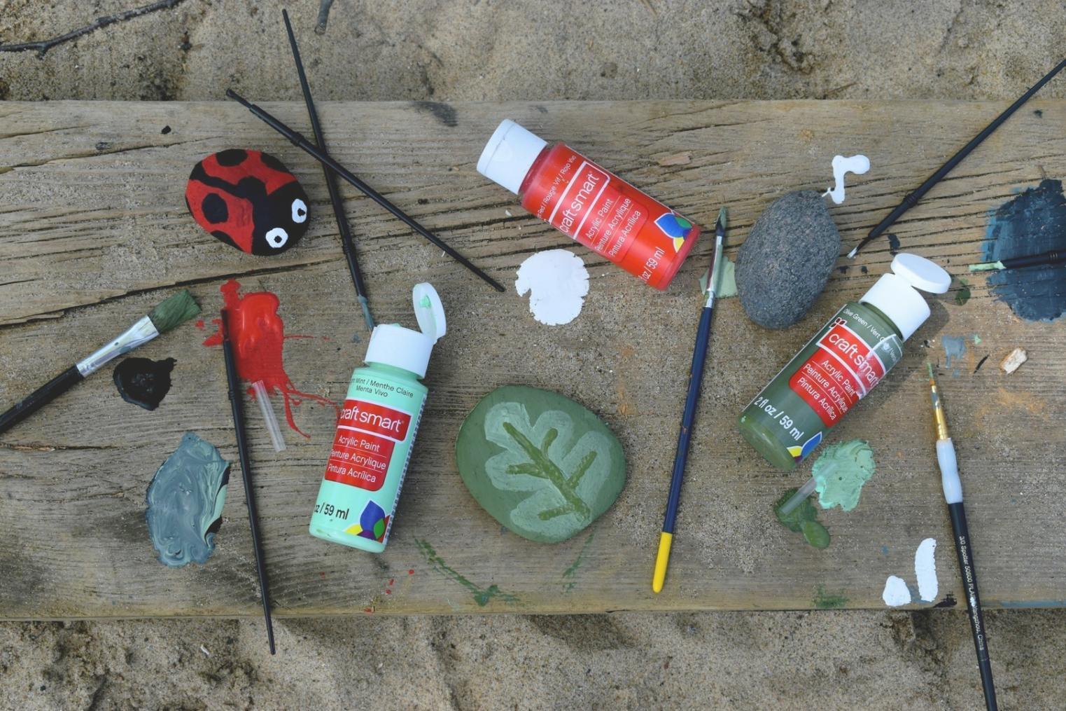 Farbtheorie in der Praxis - Zeichnung mit verschiedenen Farbtechniken